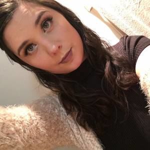 Meet your Posher, Holly